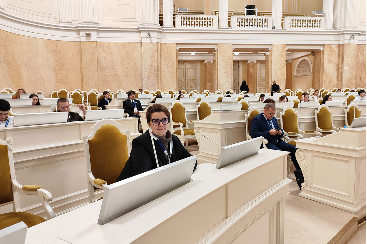 Изображение: Эксперты обсудили внедрение ИИ в городскую среду на форуме в ЗакСобрании Петербурга