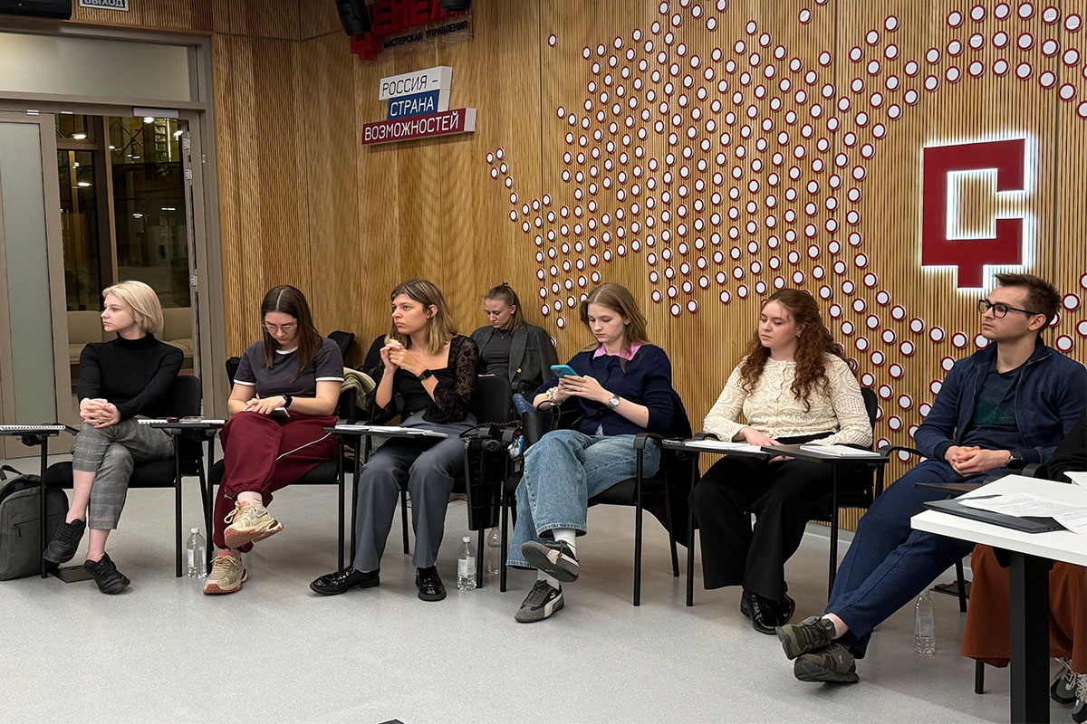 Студентка второго курса магистратуры Высшей школы успешно прошла отбор и приняла участие в XV Социологической школе АЦ ВЦИОМ